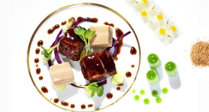 Is China's Fine-Dining Market Lagging in the World Market?